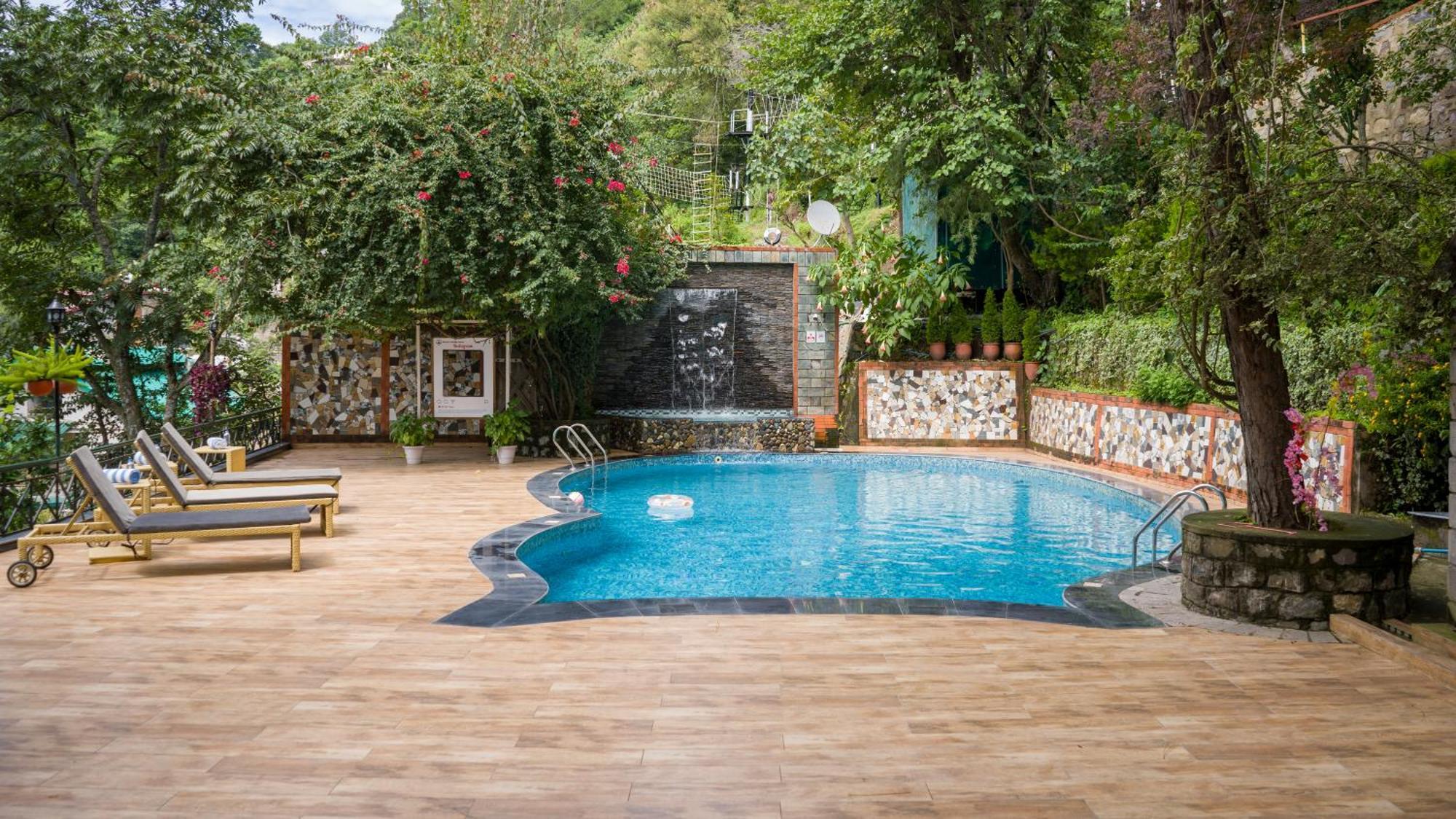 Winnies Holiday Resort & Spa Kasauli Kültér fotó